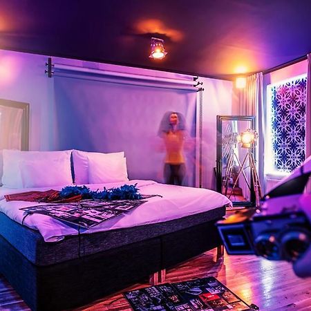 Anybody Hotel - Unique Experience For Couples Brno Eksteriør bilde